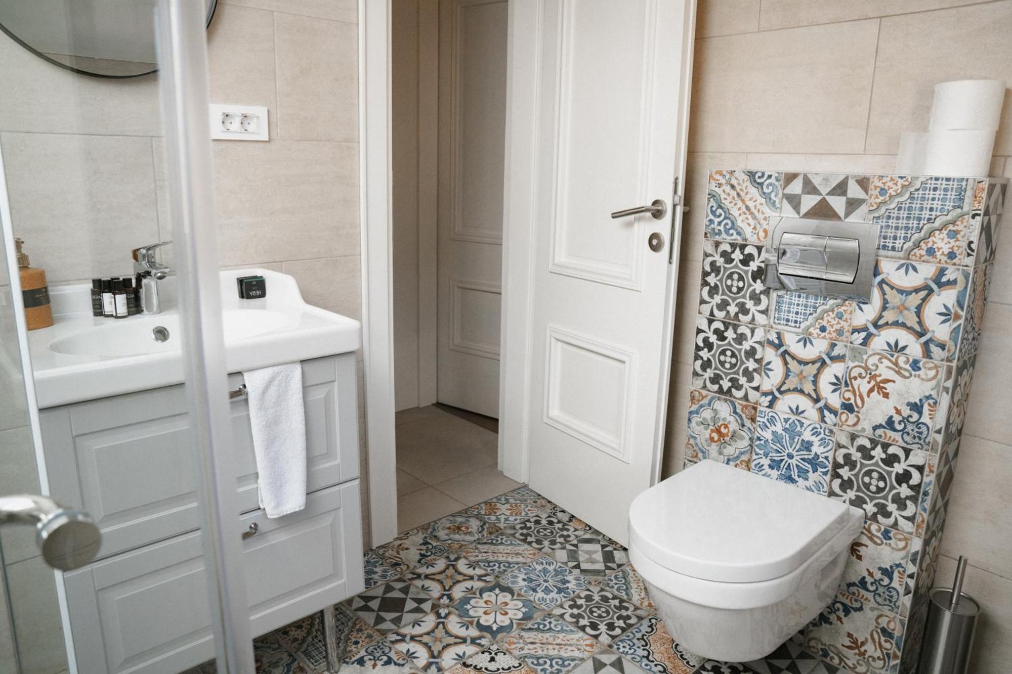 Nest 382 Apartment Kotor Bagian luar foto