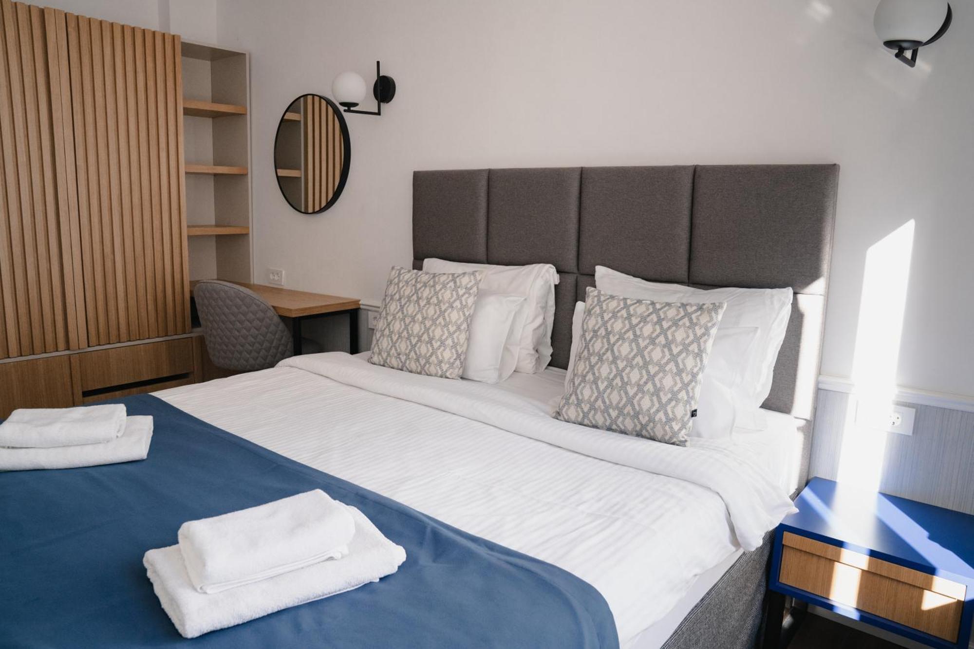 Nest 382 Apartment Kotor Bagian luar foto